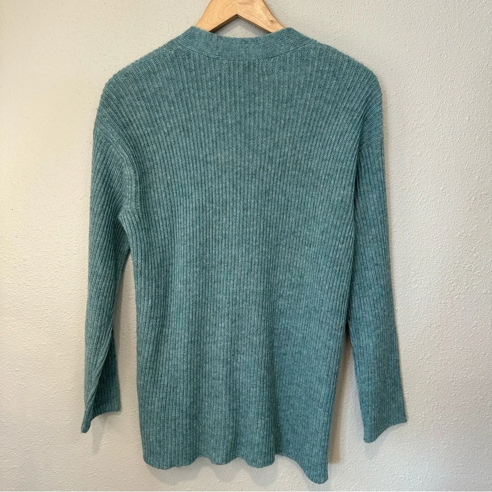Peruvian Connection Ribbed Boyfriend Cardian in Teal - Picture 8 of 9